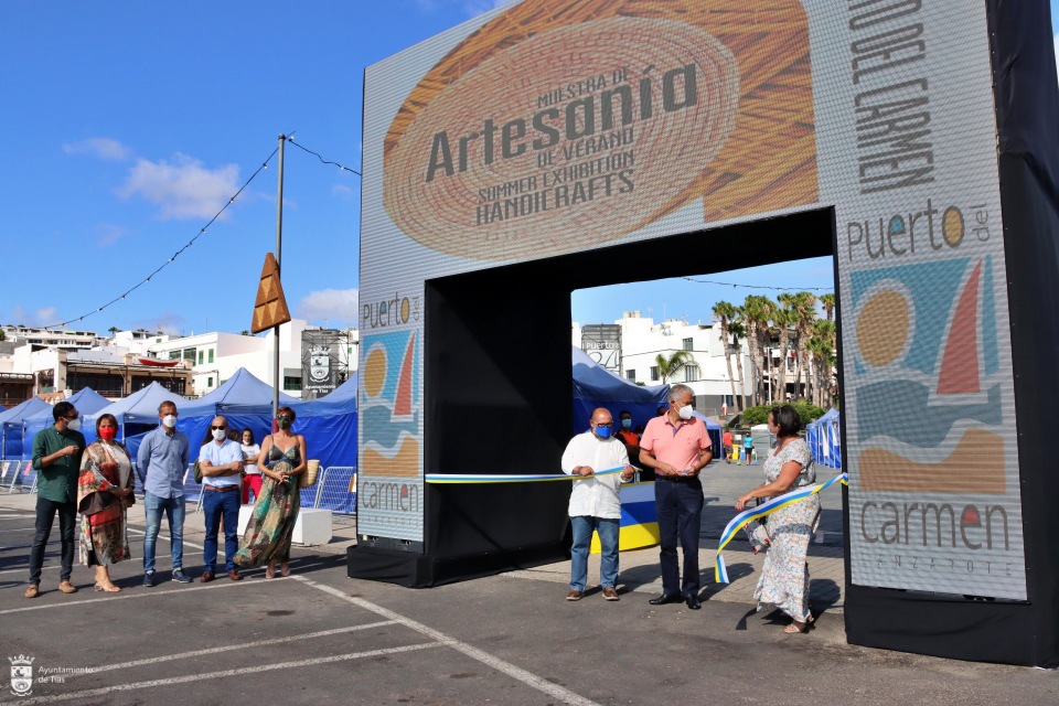 Inaugurada la Muestra de Artesanía de Verano de Puerto del Carmen